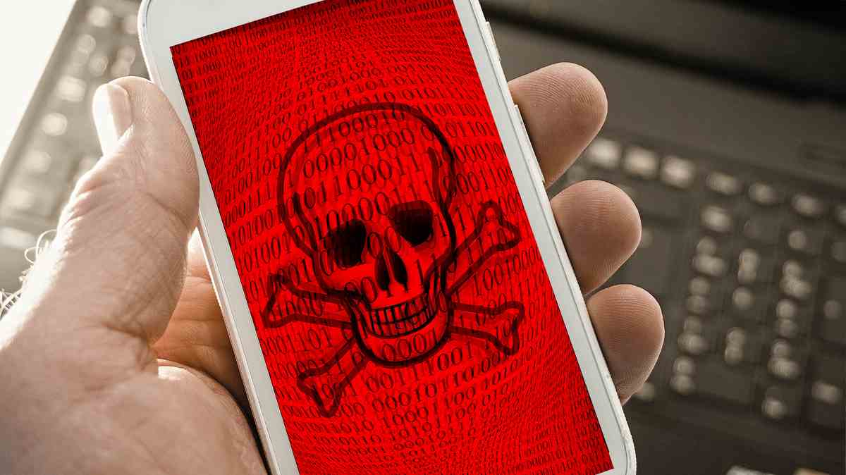 adver v smartfone virus skodlivy softver