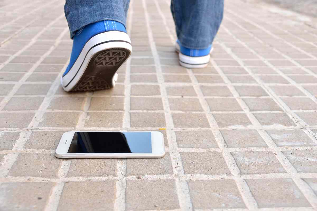 strateny smartfon strateny telefon