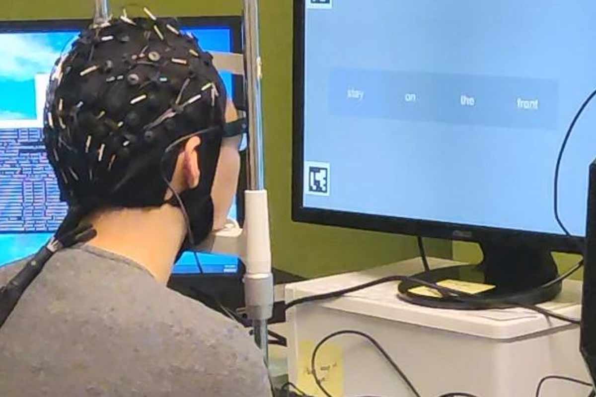 Ukmelá inteligencia dokáže preložiť myšlienky do slov