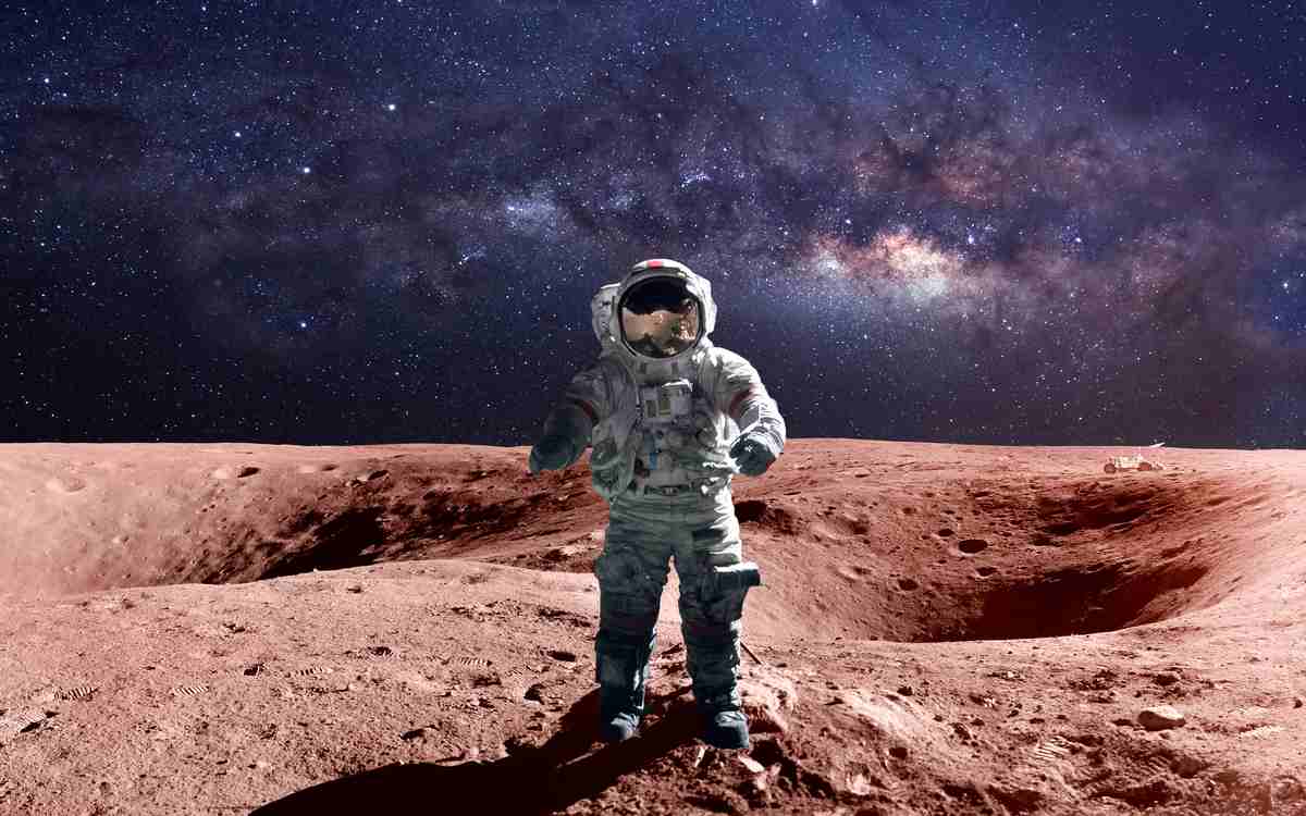 astronaut vesmir
