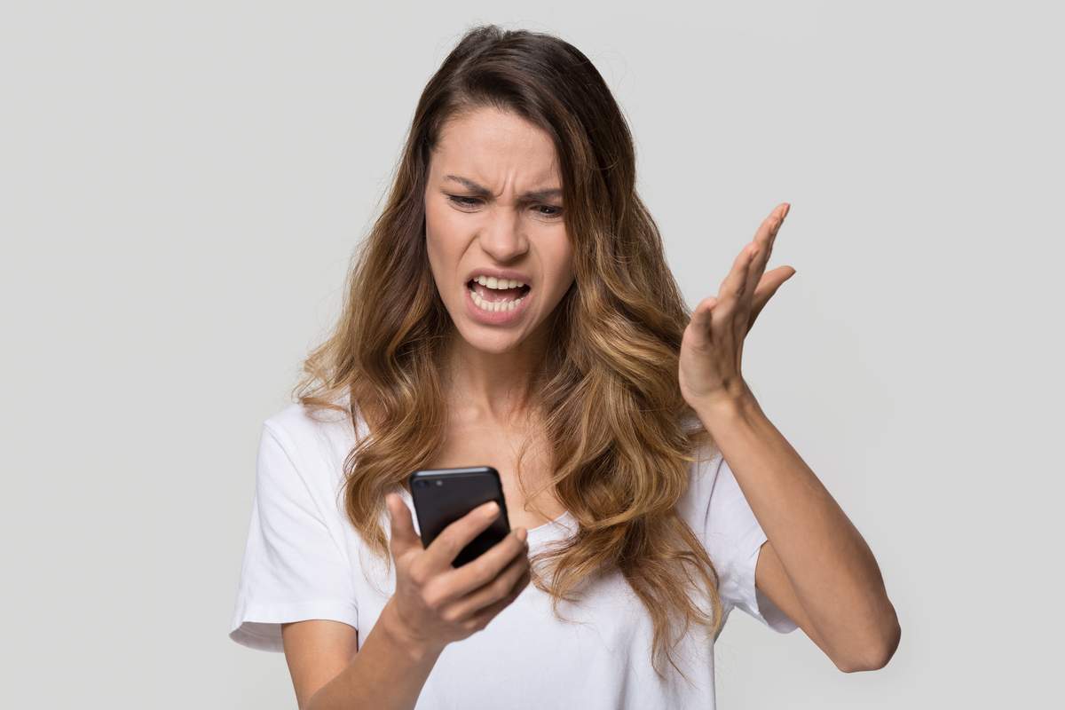 nahnevany na smartfon