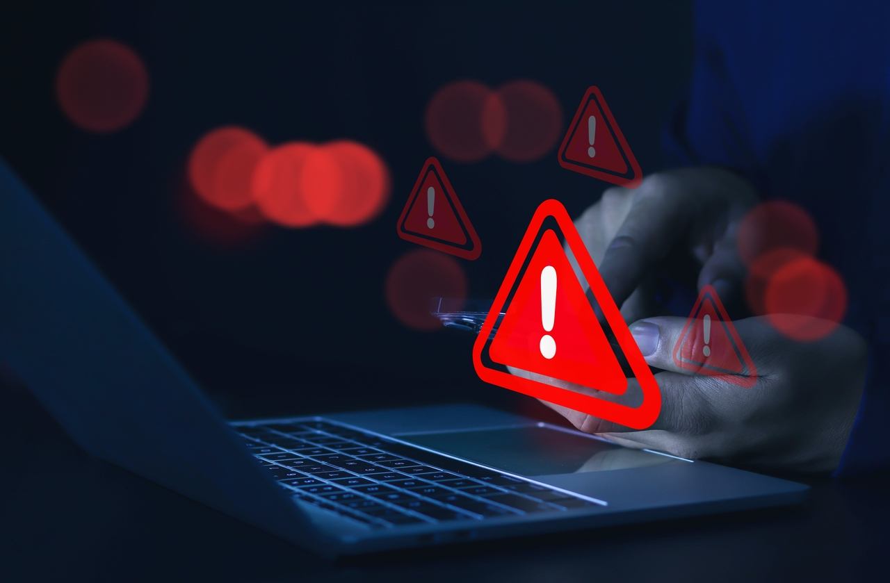 online nebezpecenstvo online hrozba internet