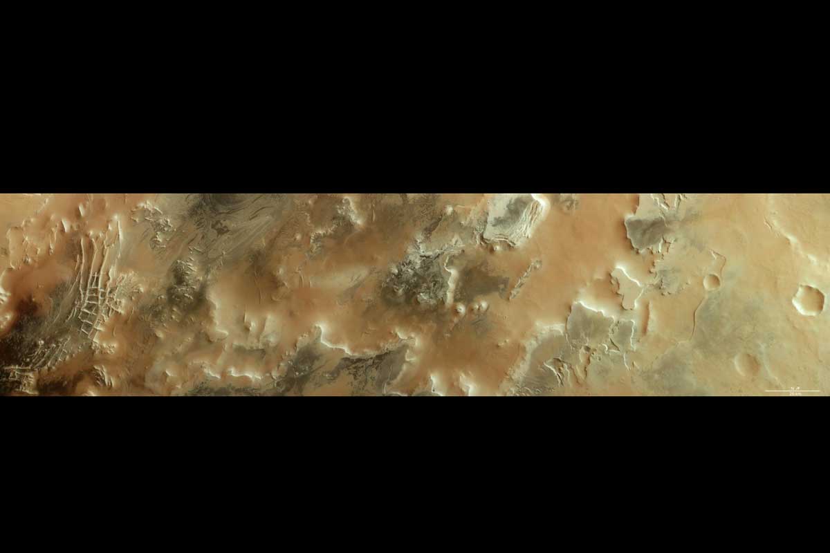 Mars Express objavil na Marse pavúky