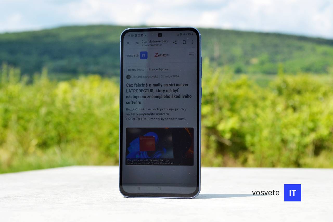 Recenzia Samsung Galaxy A55 5G displej_2