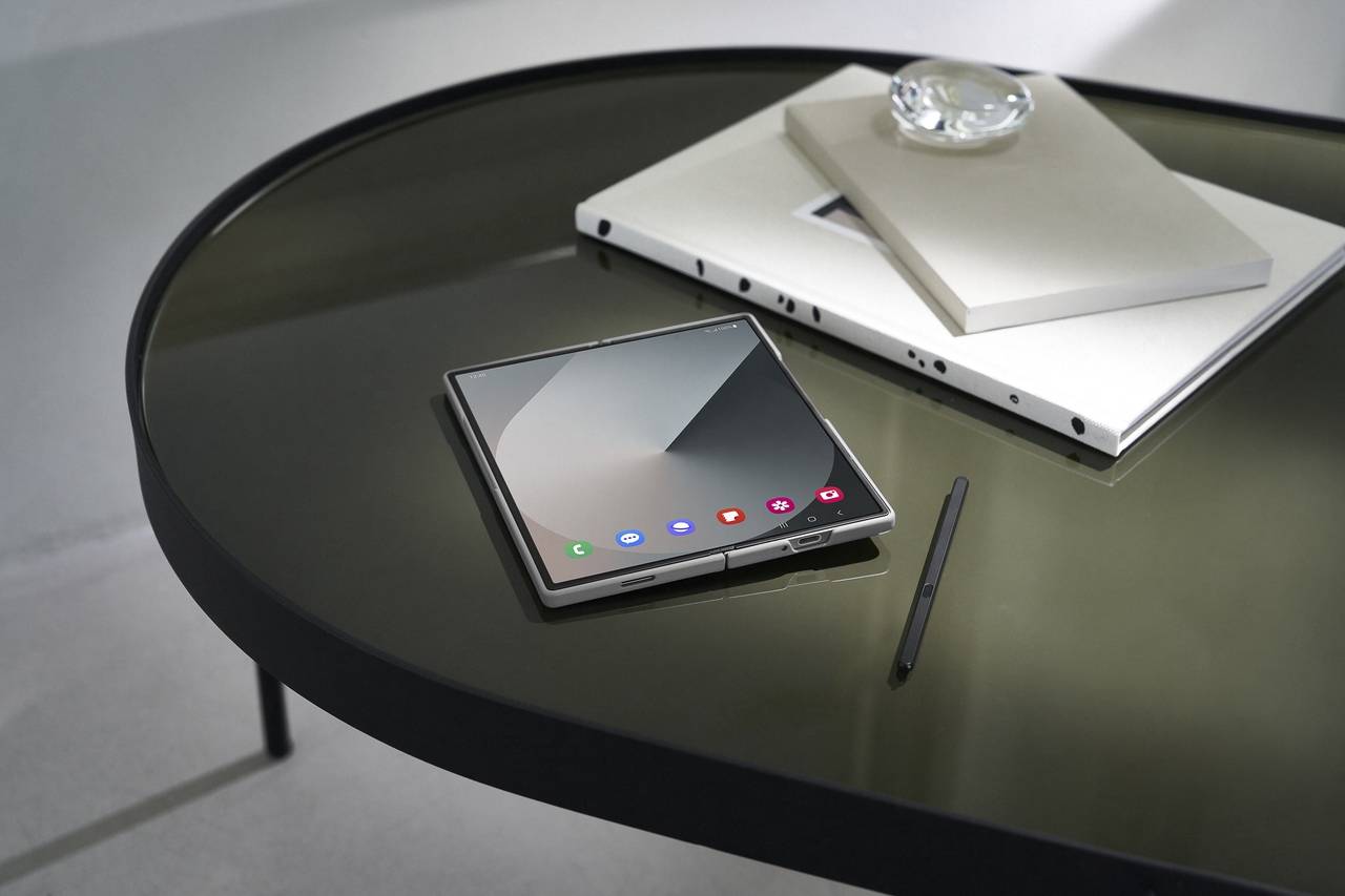 Samsung Galaxy Z Fold6_displej