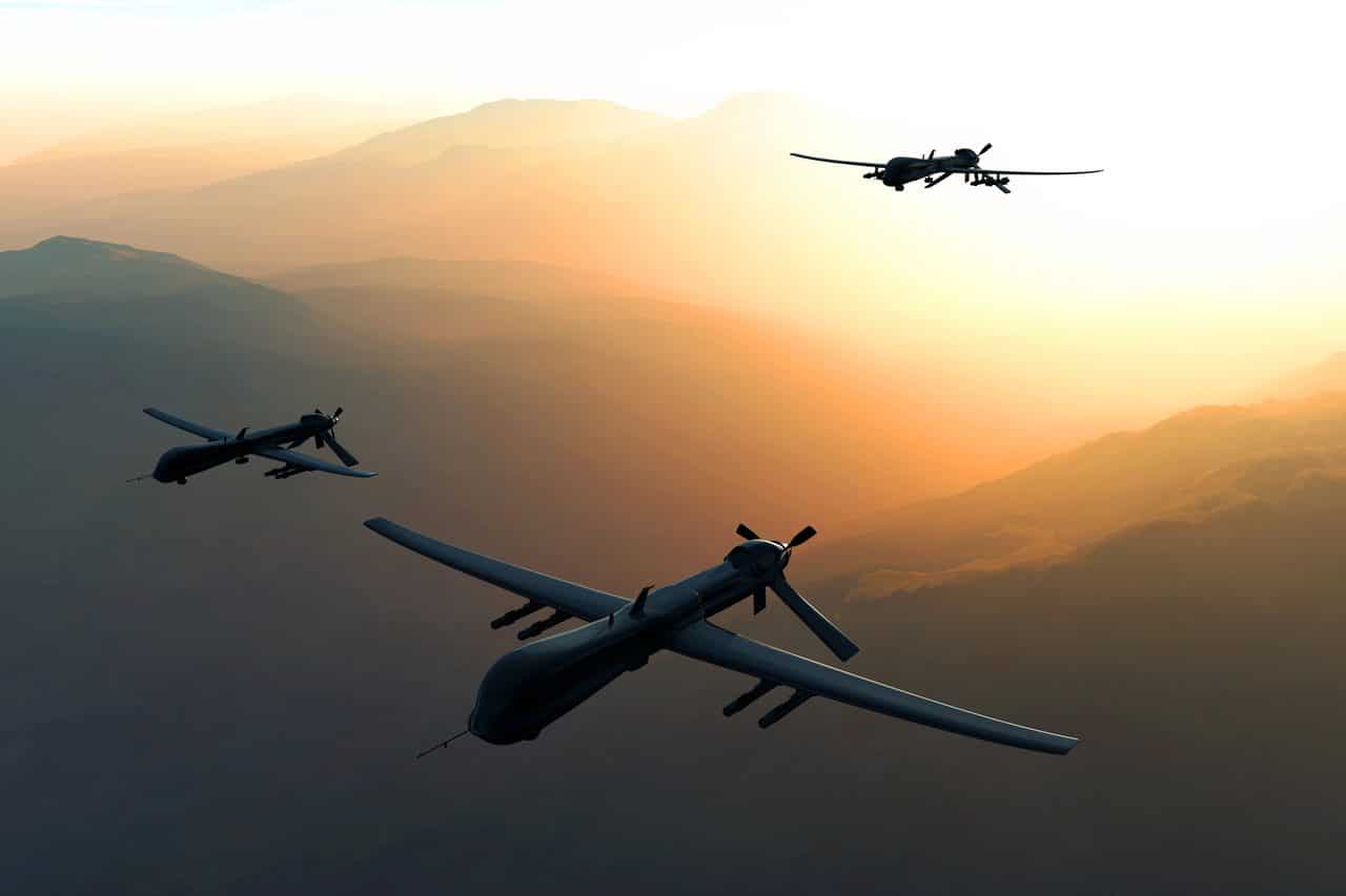 vojensky dron