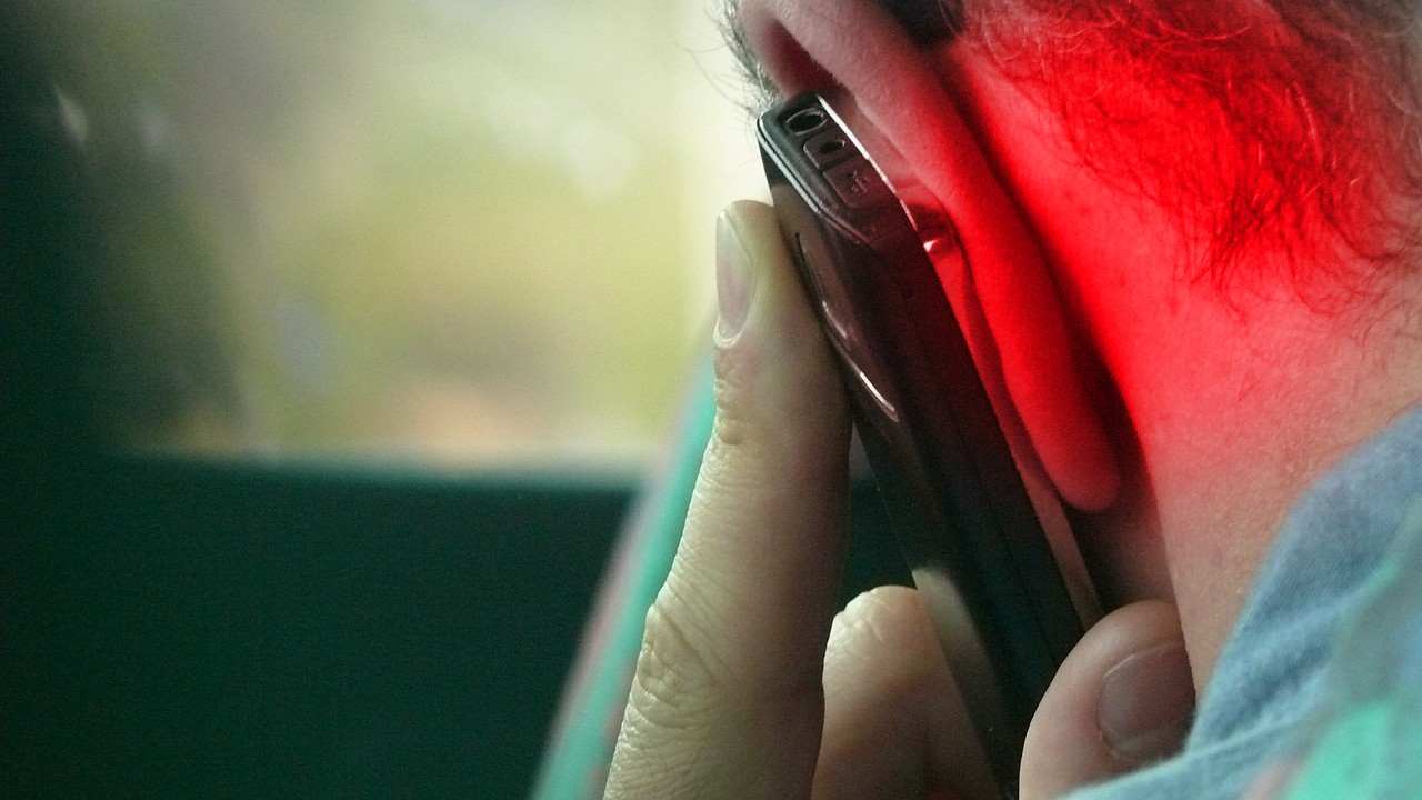 telefonovanie a rakovina mozgu_titulka