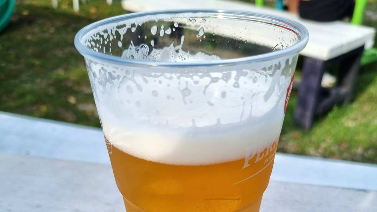 pexels pivo staropramen hackersky utok
