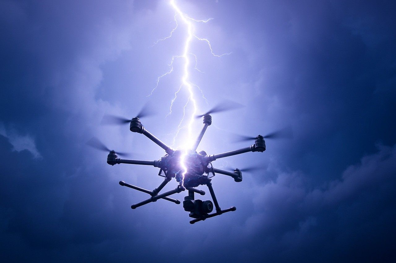 dron ktoreho trafil blesk_2