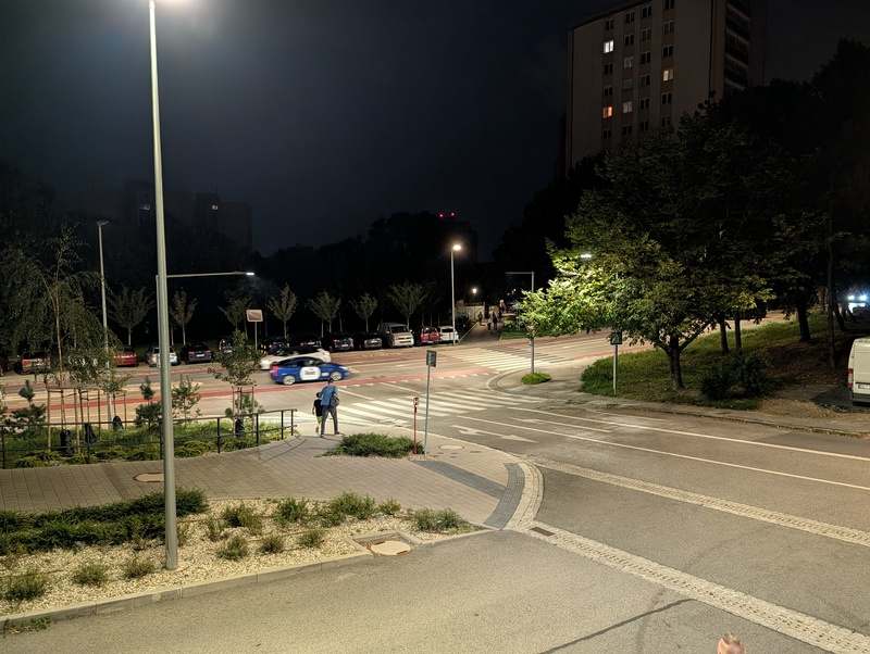 Google Pixel 10 Pro vzorky fotky noc_1 (3)