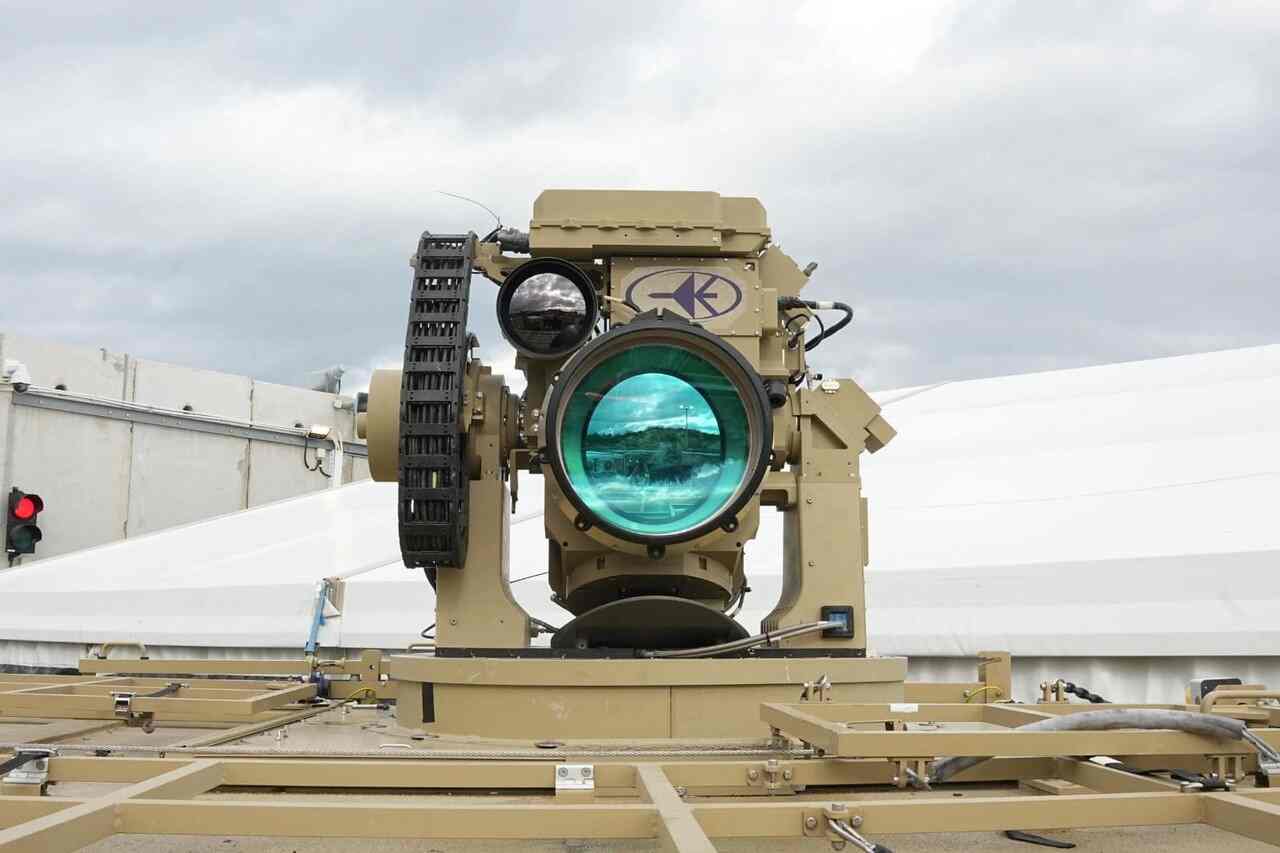 bojový laser Iron Beam_1.jpg