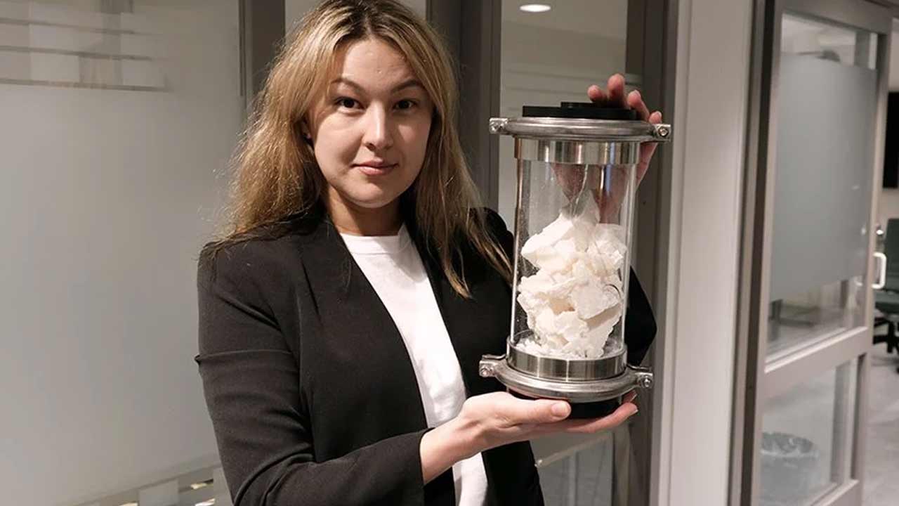 Nová batéria na teplo dokáže dodať teplú vodu presne vtedy, keď ju potrebuješ