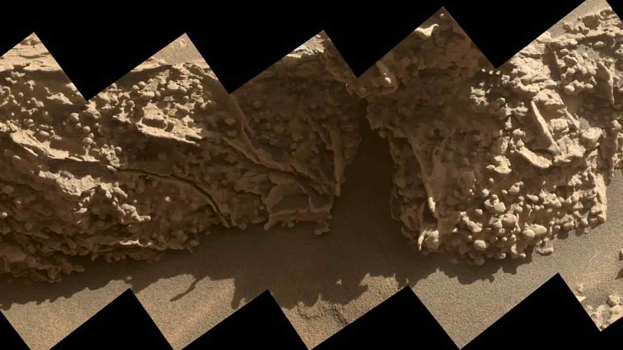 Rover Curiosity objavil pavučinu na Marse a zvláštne "vajíčka"