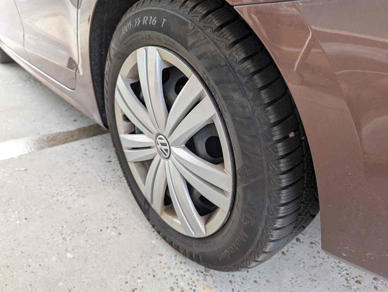pneumatiky auto