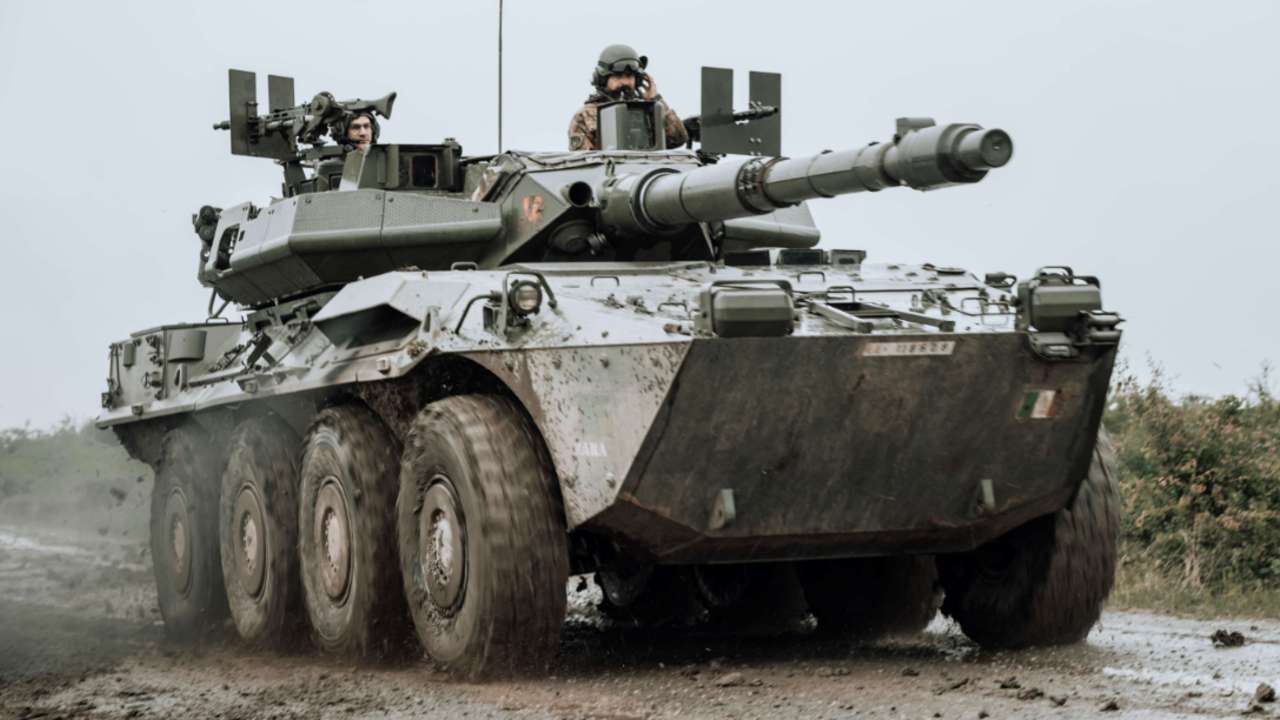 Centauro B1 tank.jpg