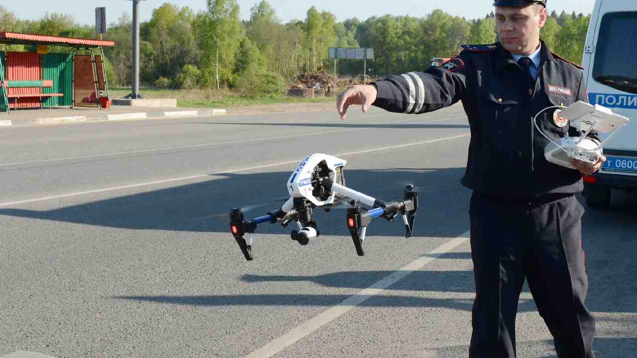 policajny dron_1