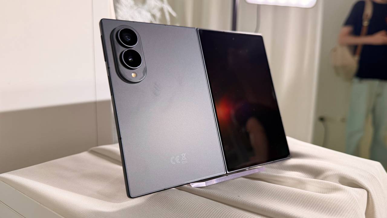 Samsung Fold 8_2