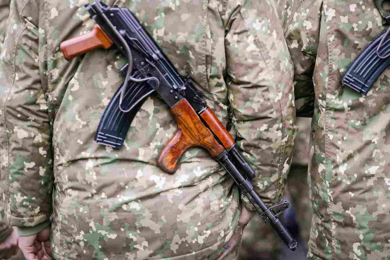kalasnikov samopal AK